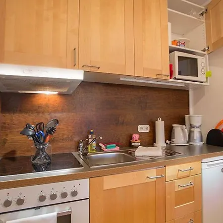 H&H Apartments Im Herzen Der Stadt Teilweise Mit Balkon Ruhig Zentral Modern Mit Kueche Greifswald Zewnętrze zdjęcie