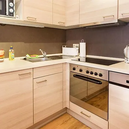 H&H Apartments Im Herzen Der Stadt Teilweise Mit Balkon Ruhig Zentral Modern Mit Kueche Greifswald Zewnętrze zdjęcie