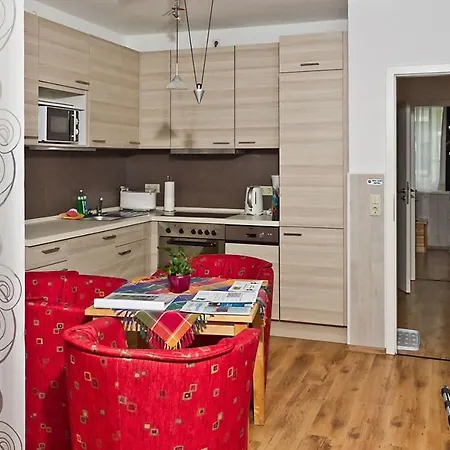 H&H Apartments Im Herzen Der Stadt Teilweise Mit Balkon Ruhig Zentral Modern Mit Kueche Greifswald Zewnętrze zdjęcie