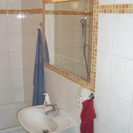 H&H Apartments Im Herzen Der Stadt Teilweise Mit Balkon Ruhig Zentral Modern Mit Kueche Greifswald Zewnętrze zdjęcie
