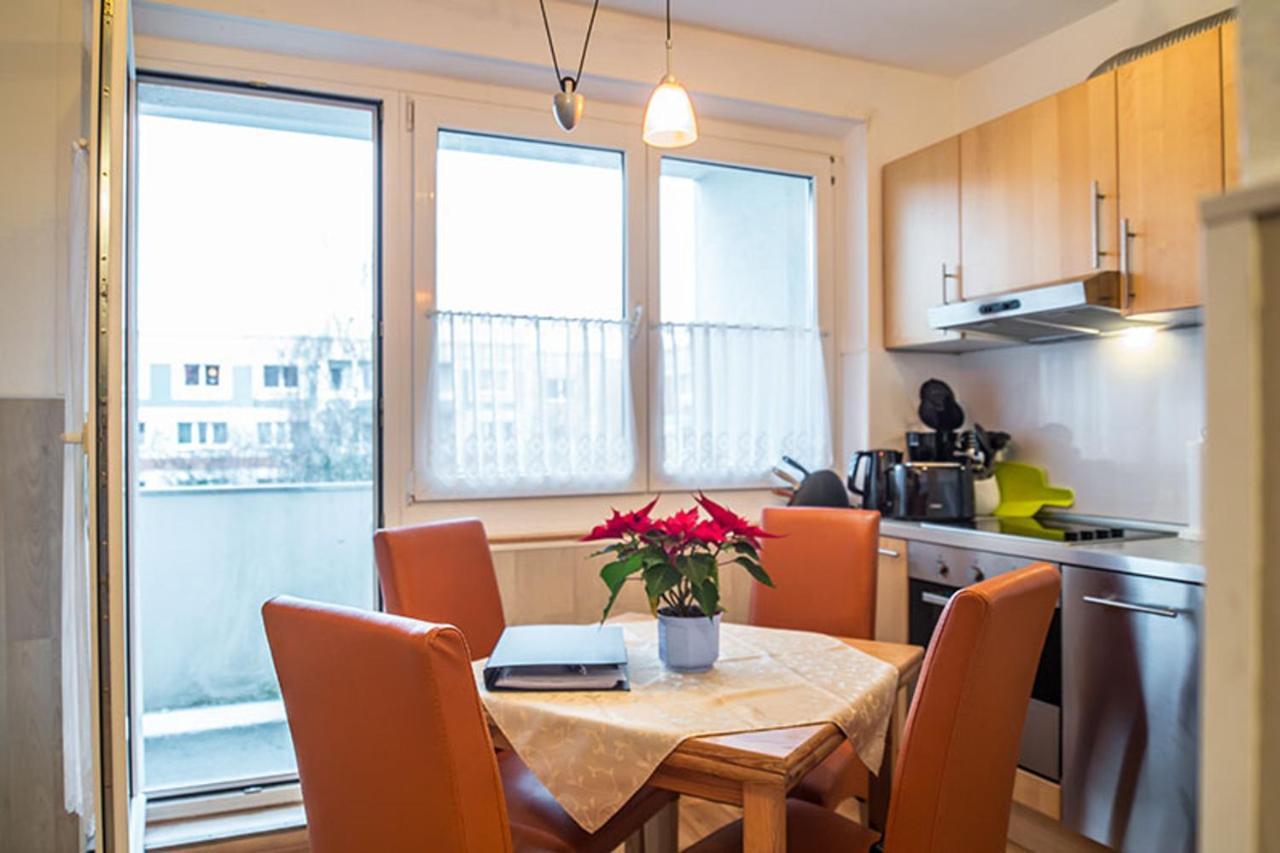 H& Im Herzen Der Stadt Teilweise Mit Balkon Ruhig Zentral Modern Mit Küche * Greifswald