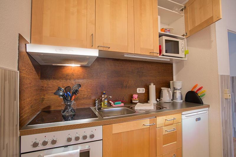 H& Im Herzen Der Stadt Teilweise Mit Balkon Ruhig Zentral Modern Mit Küche * Greifswald