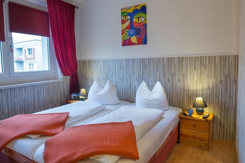 H& Im Herzen Der Stadt Teilweise Mit Balkon Ruhig Zentral Modern Mit Küche * Greifswald