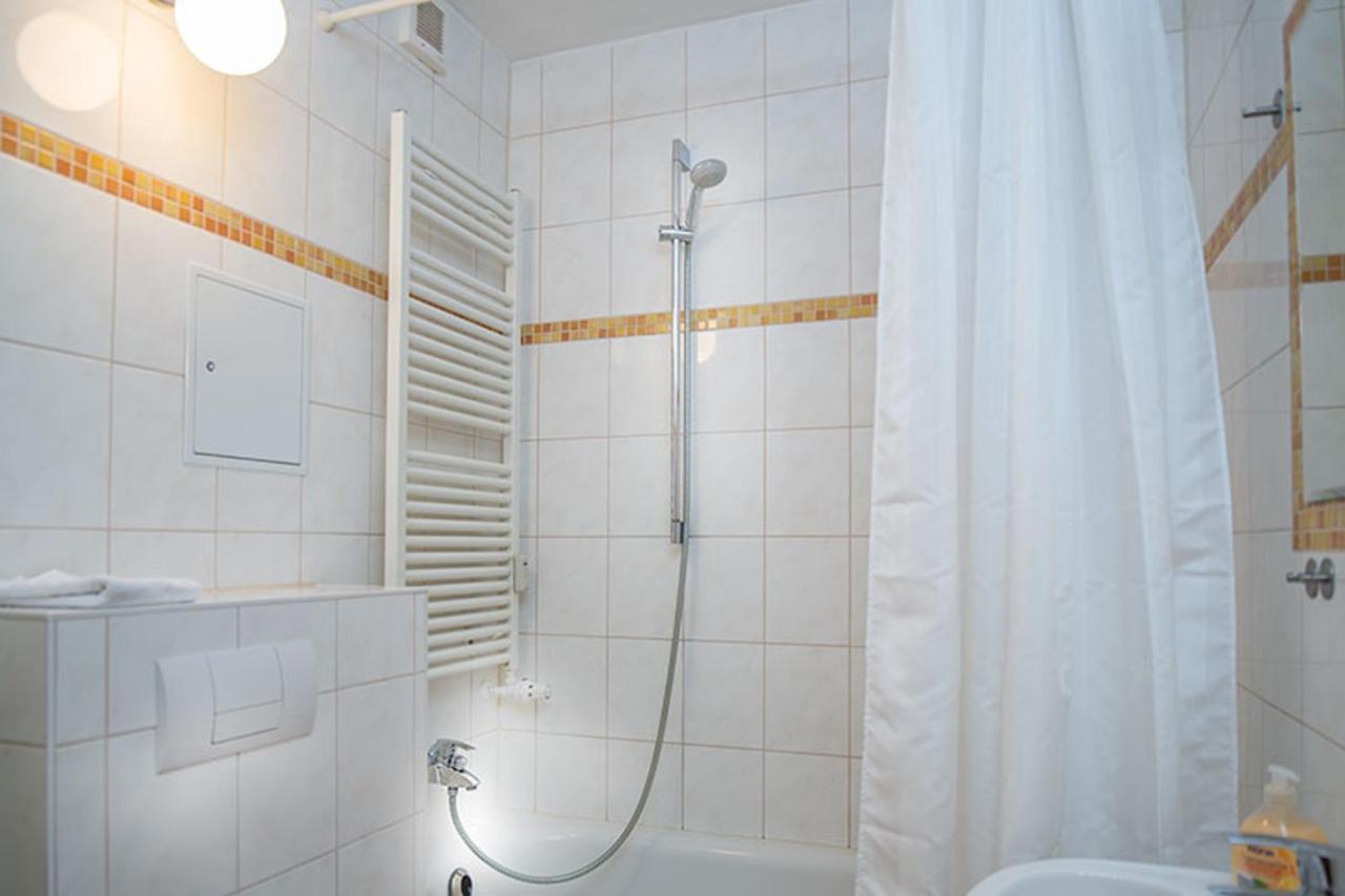 Апартаменты H&h Im Herzen Der Stadt Teilweise Mit Balkon Ruhig Zentral Modern Mit Kueche Грайфсвальд